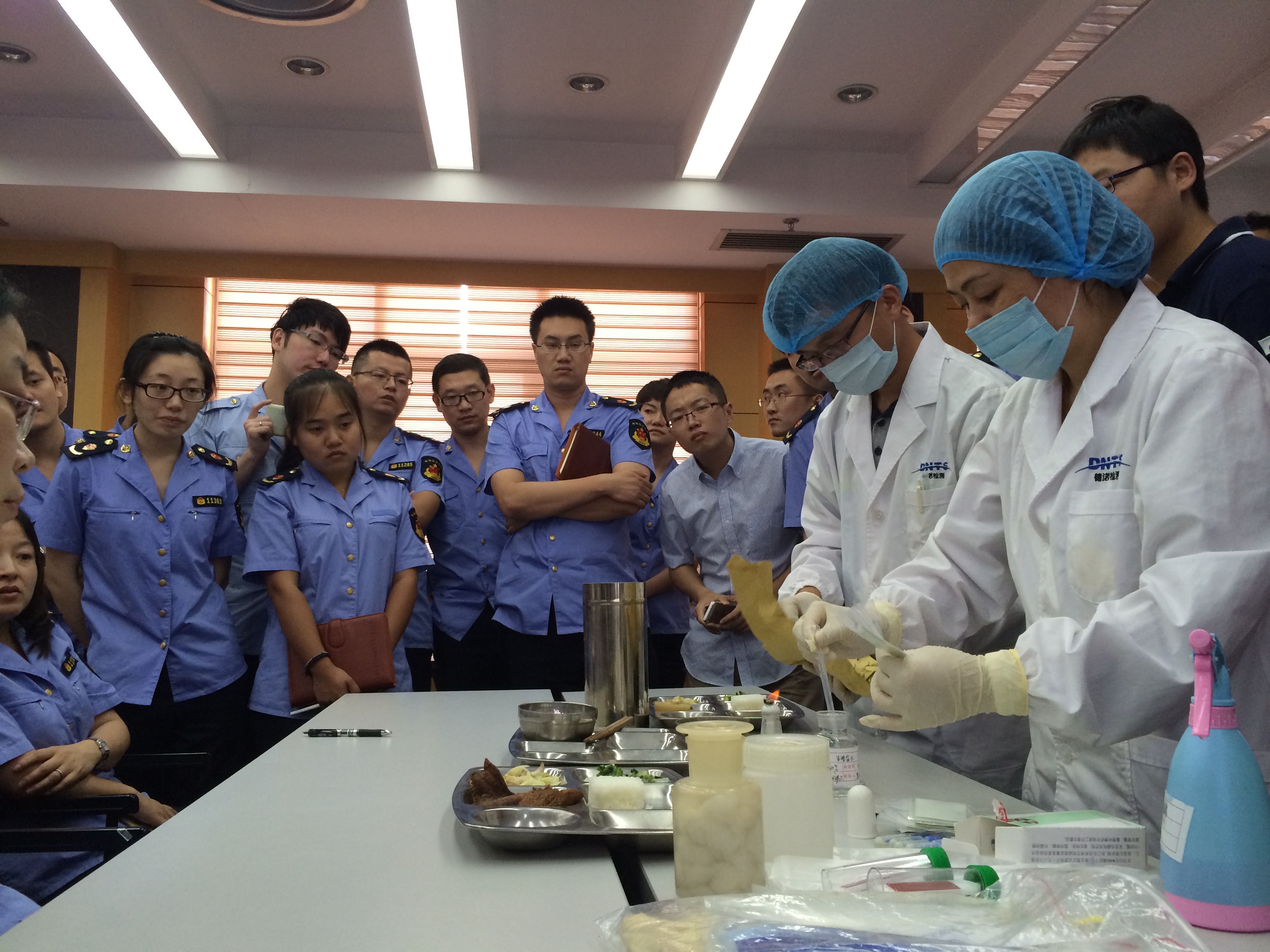 德諾檢測受托為嘉定區(qū)市場監(jiān)督管理局提供餐飲環(huán)節(jié)檢測采樣培訓(xùn)