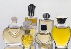 QB/T 1858-2004 香水、古龍水